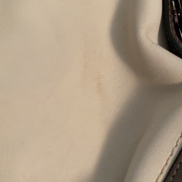 Used Coach white and grey leather bag - Picture 10 of 13